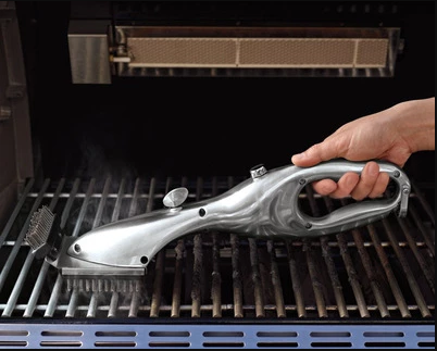 Steam Cleaning Barbeque Brush